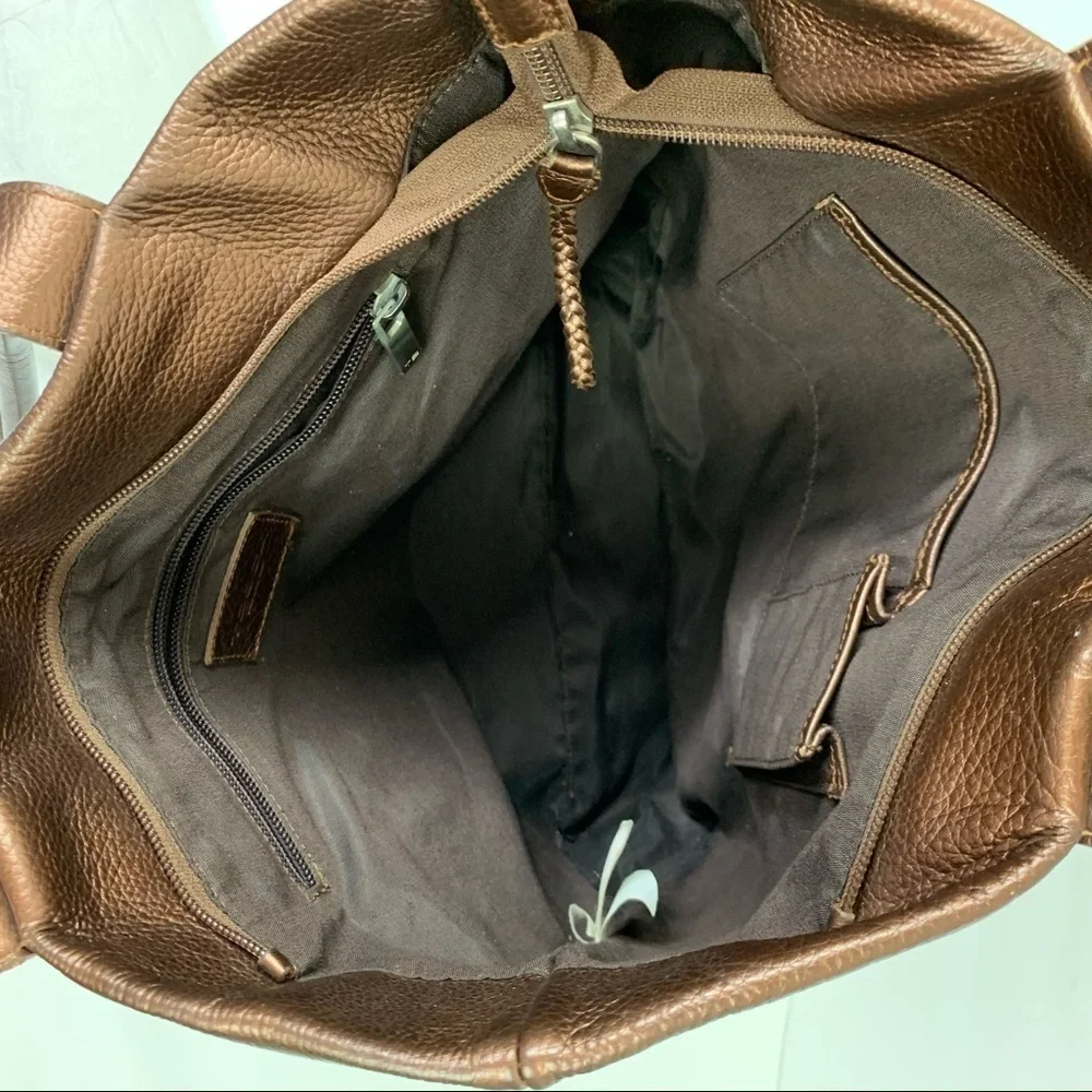 Tosca Blu Italian Leather Tote Style Handbag